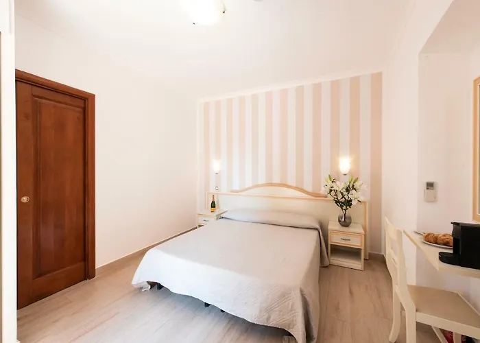 La Di San Pietro 4* روما